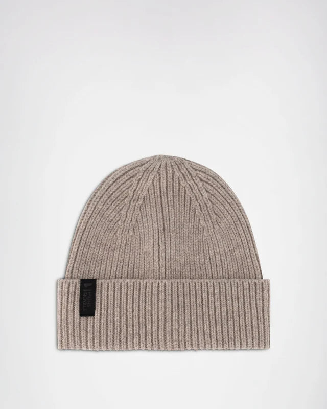 Mons Royale Unisex Fjord Merino Beanie Vert Lock Up