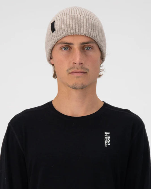Mons Royale Unisex Fjord Merino Beanie Vert Lock Up