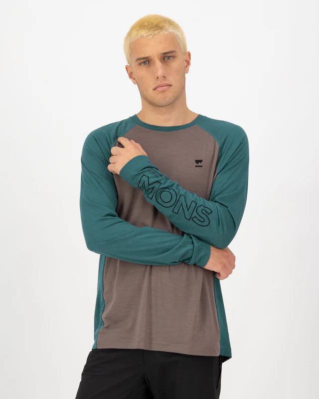 Mons Royale Mens Tarn Merino Long Sleeve Logo
