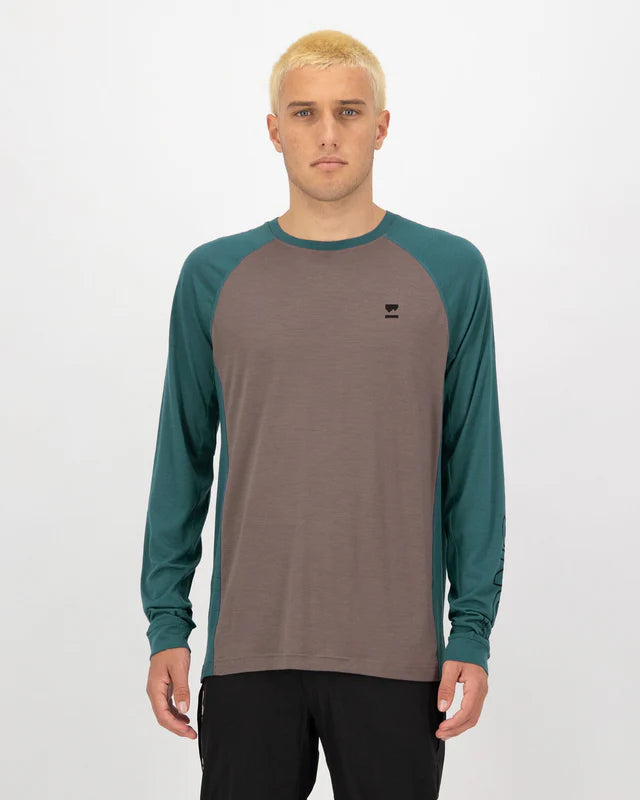 Mons Royale Mens Tarn Merino Long Sleeve Logo