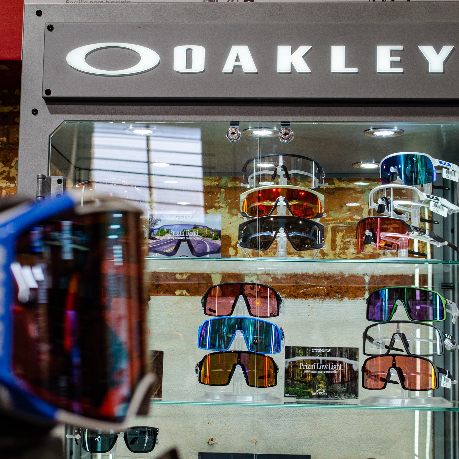 Goggles & Glasses