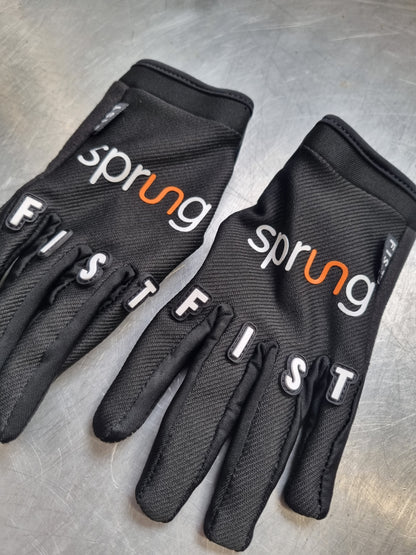 Sprung Fist Gloves