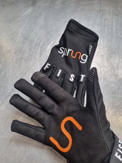 Sprung Fist Gloves