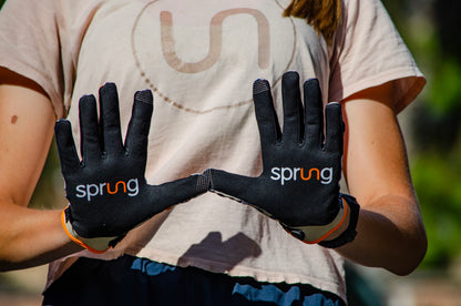 Sprung Fist Gloves