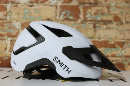 Smith Pilot MIPS Helmet