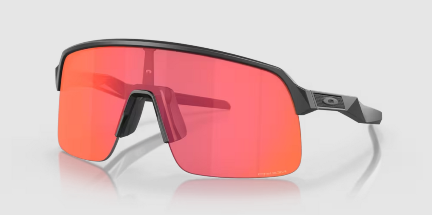 Oakley Sutro Lite