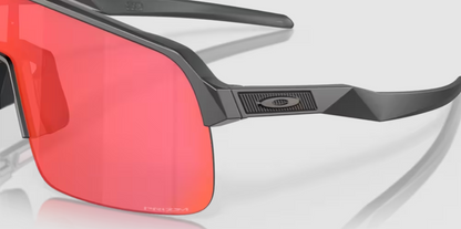 Oakley Sutro Lite
