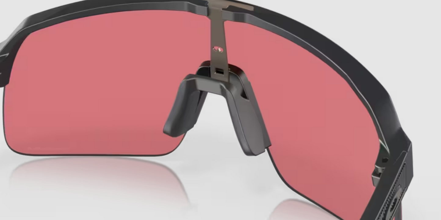 Oakley Sutro Lite